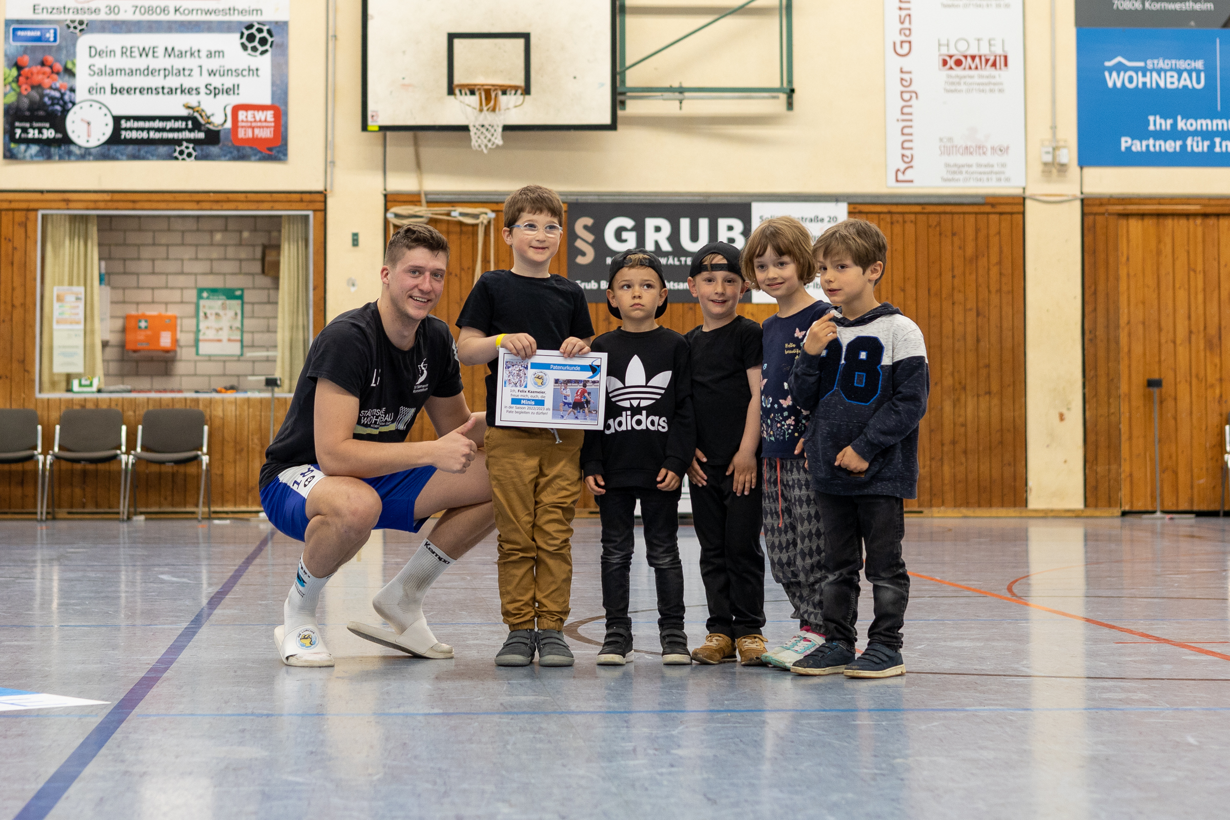 20220425 MoSala PatenübergabeSVK 6 Handball