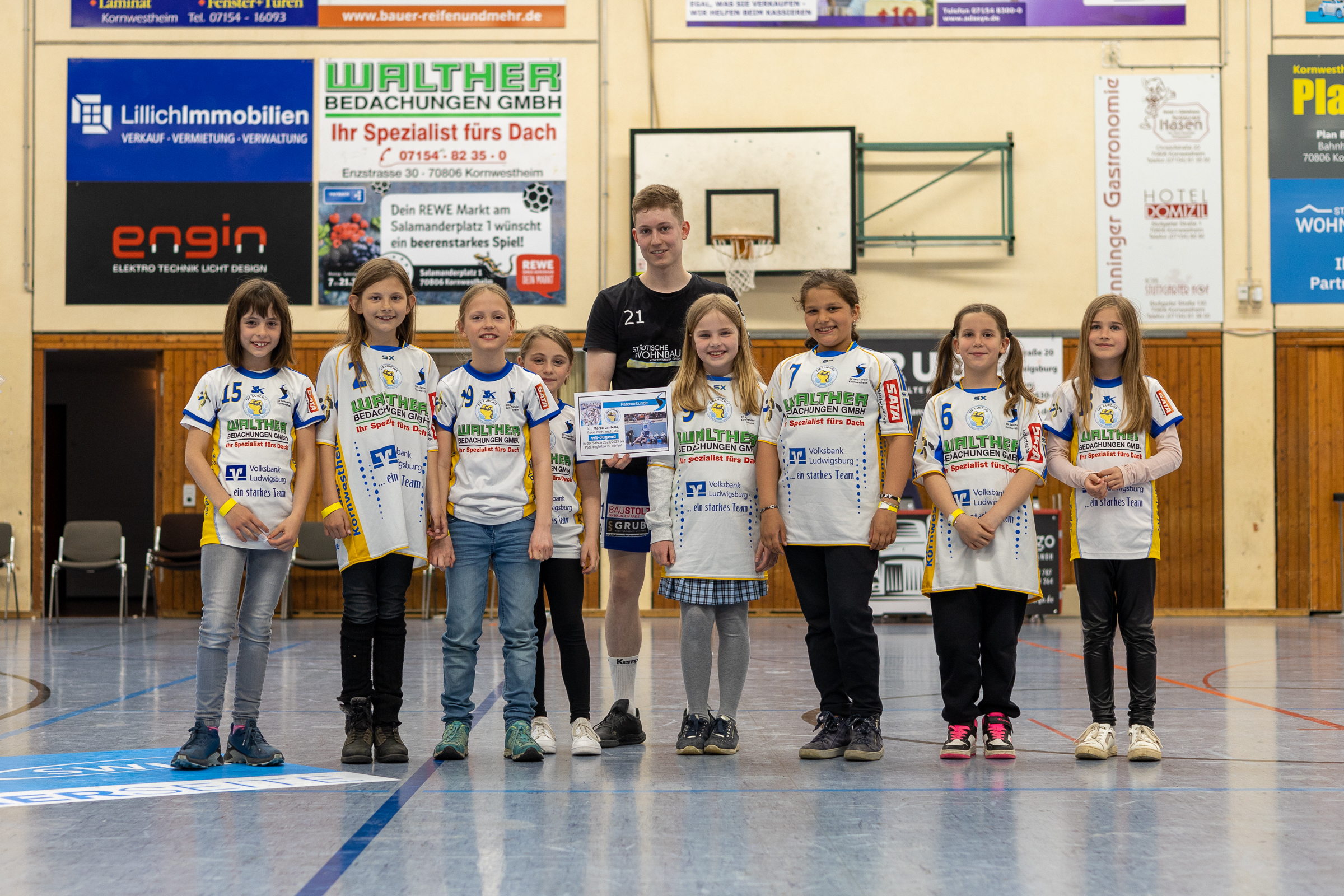 20220425 MoSala PatenübergabeSVK 8 Handball